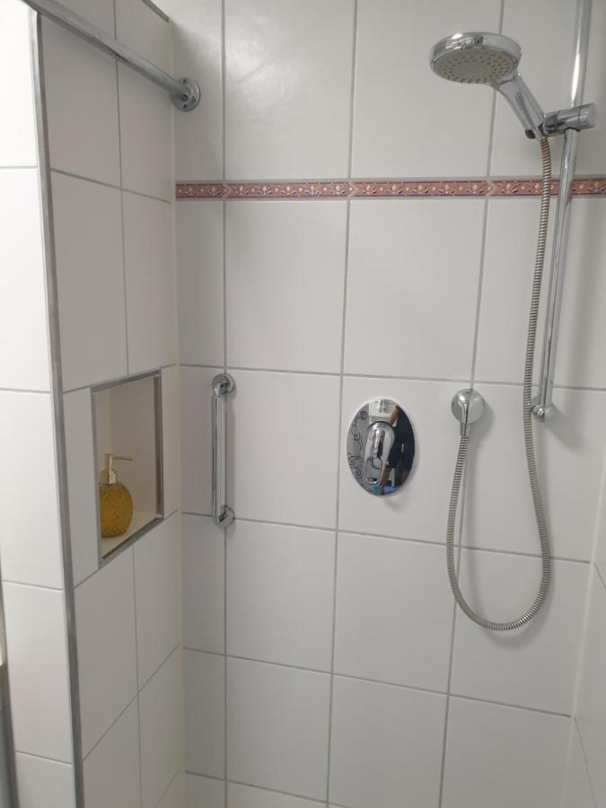 Vip 22 Mit Freisitz Terrasse, Kaminofen, Sauna * Neuffen